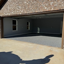 Top-quality-epoxy-flake-garage-flooring-system 0